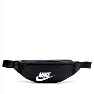 Black Nike Fanny Pack/Crossbody Bag